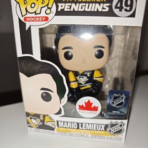Pop NHL Mario Lemieux Figure - Black and Yellow